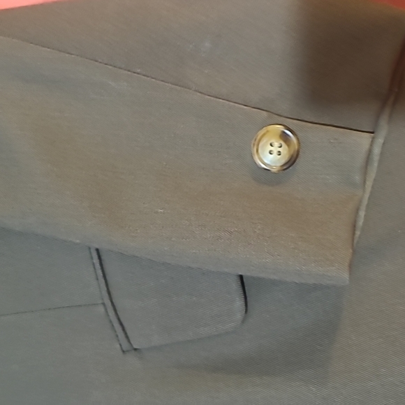 JHCollectibles Green Blazer. - Picture 8 of 15